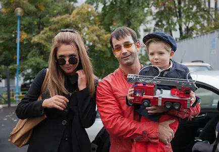 40 снимки Олга Drozdova, Дмитрий Певцов, син на Елисей, Даниел Pevtsova (Pevtsova) 40 снимки Олга Drozdova, Дмитрий Певцов, син на Елисей, Даниел Pevtsova