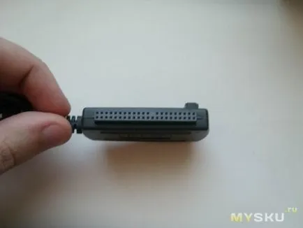 Адаптер, за да свържете идни и SATA устройства чрез USB-порт на магазина