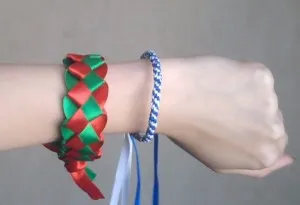 Гривни ленти