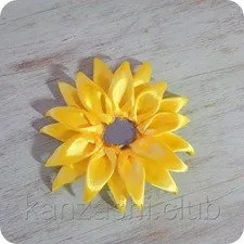 Далия kanzashi - 8 работни срещи в снимки и видео формат