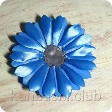 Далия kanzashi - 8 работни срещи в снимки и видео формат