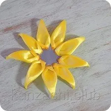 Далия kanzashi - 8 работни срещи в снимки и видео формат