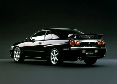 История Nissan силуета 1