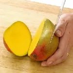 Как да се почисти и нарязани манго