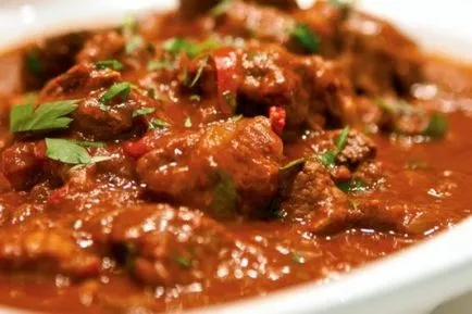 Как да си направим сос рецепта за вкусна сос за спагети, свинско и пилешко