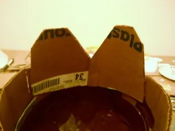 Как да направите желязо Каска от картон (картон) Как да направите желязо Каска от картон