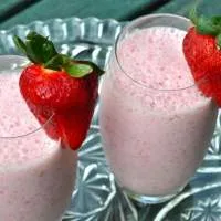 Smoothies - (30 recept) fotókkal a (emlékeztető zamatú trópusi koktél) Smoothies - (30 recept) fotókkal on