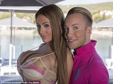 Egy francia házaspár töltött több mint $ 300,000, hogy legyen, mint Barbie és Ken, umkra (Anastasia riskoss) Egy francia házaspár töltött több mint $ 300,000, hogy legyen, mint Barbie és Ken, umkra