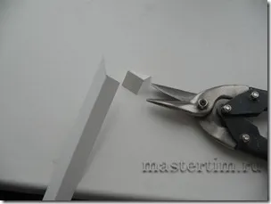 Как да инсталирате пластмасови ъгли, mastertim