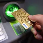 Как да намерите редица икономии банкова карта, ако не е на една ръка разстояние, финансовата основа