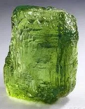 Stone берил, неговите свойства, видове и характеристики