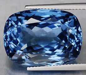 Stone берил, неговите свойства, видове и характеристики