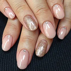 Маникюр с кристали 50 снимка нокти дизайн