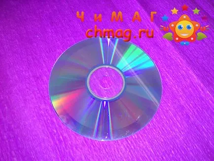 Майсторски клас занаяти с ръцете си Smeshariki Кар-Karych на цветна хартия и диск - шампиони и