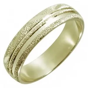 Венчален пръстен - символ на любим човек или ненужни след сватба украса, женско списание
