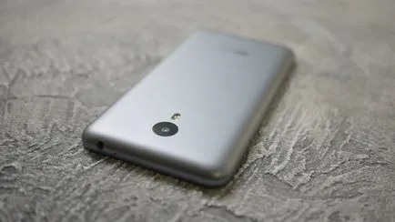 Преглед смартфон Meizu бюджет м2 бележка вагон