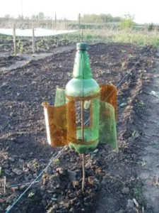 Bird Repeller с Схемата за ръце ултразвукови Repeller гълъби като средство да се направи