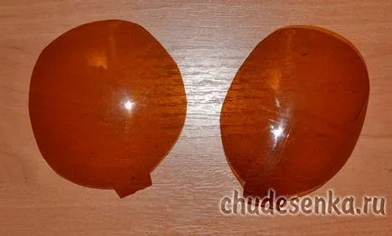 Bee на пластмасови бутилки - chudesenka - сайт за деца и родители