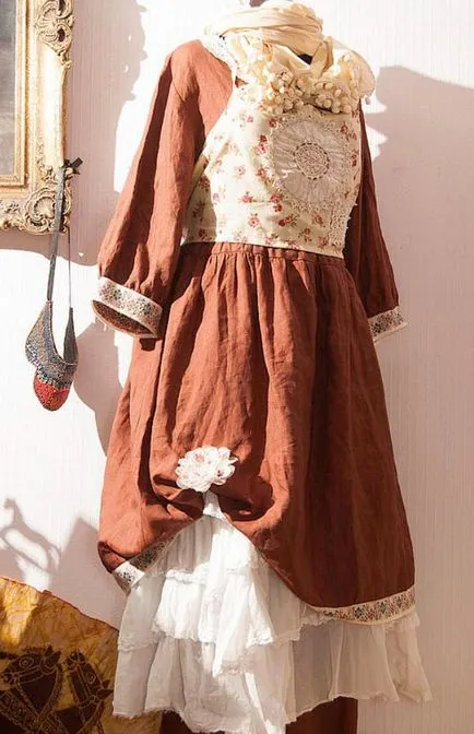 Роклята на бельо в сватбени Сукмани на Boho стил и модел как да шият или плетене на една кука