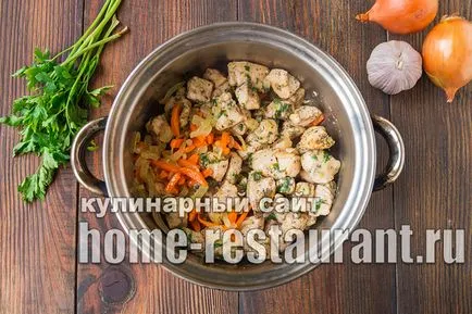Csirke pörkölt szósszal - a legfinomabb recept!