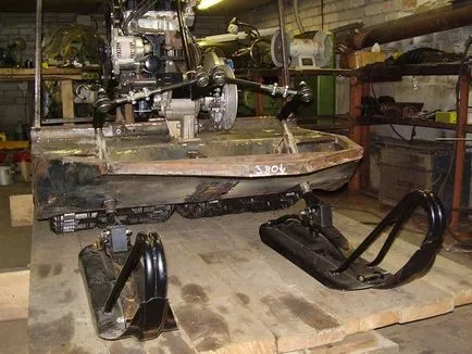 Lánctalpas „nagyon nagy motoros szán”
