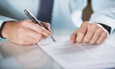 Работата по договора, без трудов стаж плюсовете и минусите на кого може да бъде от полза