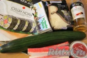 Rolls със сьомга у дома - подготовка стъпка по стъпка със снимки