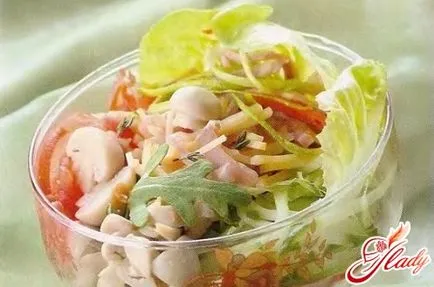 Салата с шунка и домати