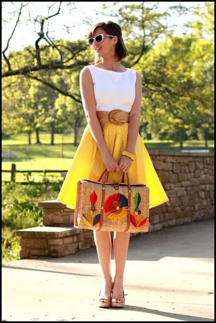 От какво да се носят жълти пола 17 снимка