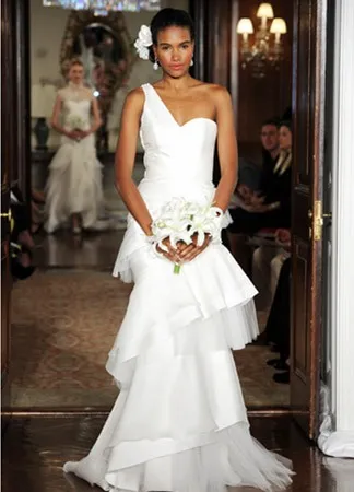 Сватбени рокли от известни дизайнери