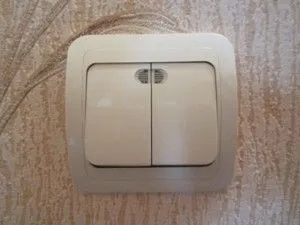 Окабеляване двойно включване на лампата 2
