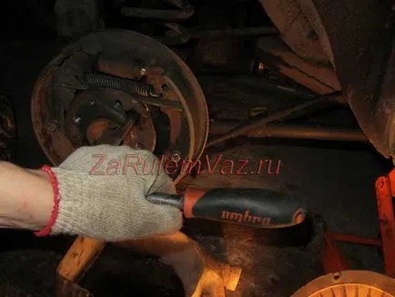 Смяна на задната ос на ВАЗ-2101