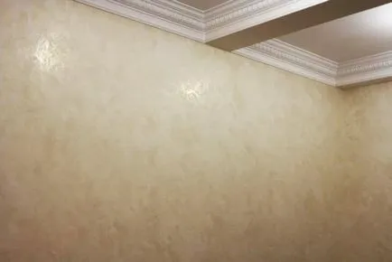 Стените на мазилка в къщата