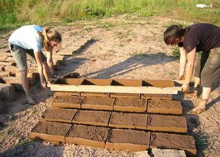Ние произвеждаме със собствените си ръце