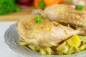 Пилешки бутчета с картофи
