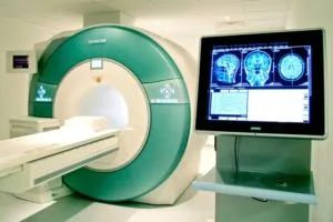 MRI апарат, към който