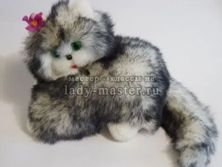 Cat меки играчки със собствените си ръце