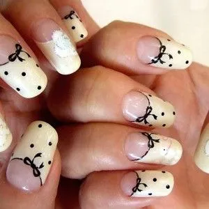 маникюр лък