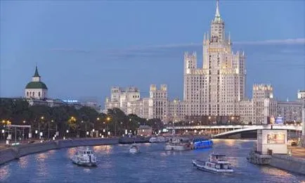 Какво е водния транспорт