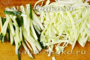 Салата с пържени картофи