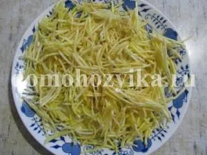 Салата с пържени картофи