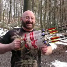 Оръжия, изработени от дърво с ръцете си