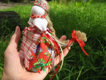 Парцалена кукла Charm