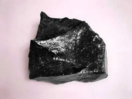 Gems Черно характеристика име и снимка (заглавие) Gems Черно характеристика името и снимката си