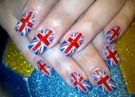 Hogyan festeni a körmöd a brit zászló (Union Jack) Hogyan festeni a körmöd a brit zászló