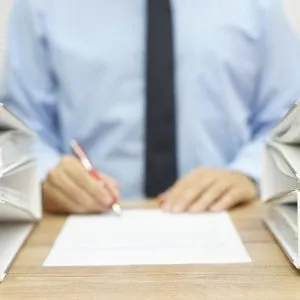 Как компетентно изпълнен от офертата (образец) за предоставяне на услуги, видове и условия