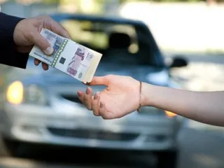 Как да се продаде кола с номера, които трябва да бъдат свършени (за съхраняване на номера) Как да се продаде кола с числата, които трябва да направите,