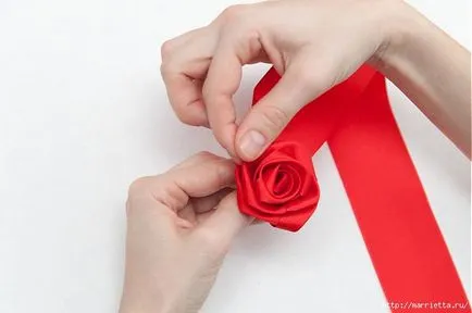 Как да си направим розетка на панделка