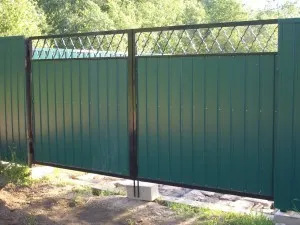 Как да си направим портата на трапецовидна лист със своите ръце снимки, видеоклипове, чертежи