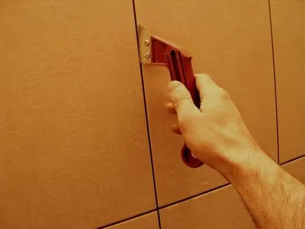 Hogyan tisztítsa meg a hézagok a csempe öt lehetőség, hogy foglalkozzon a kérdéssel, javítási és design a fürdőszoba (behatolni a szerkezet a habarcs) Hogyan tisztítsa meg a hézagok a csempe öt lehetőség, hogy foglalkozzon a kérdéssel, javítási és design a fürdőszobában